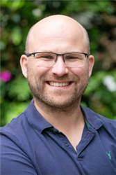 Dr Paul Ferenc