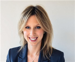 Dr Stephanie Connaire