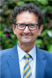Professor Ahmet Fuat
