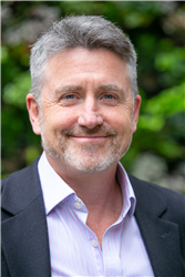 Dr Chris Arden